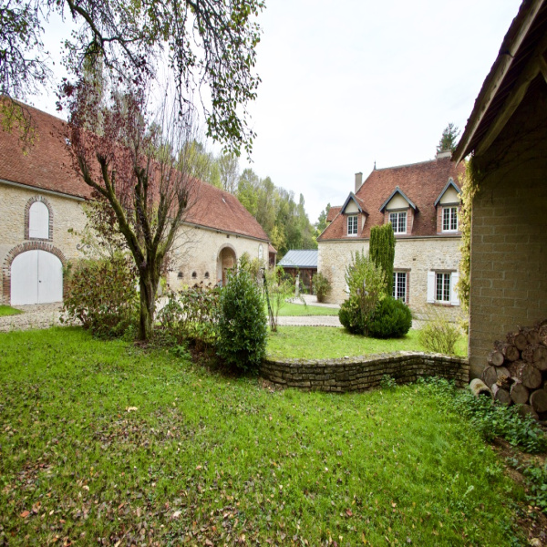 Offres de vente Propriete Auxerre 89000